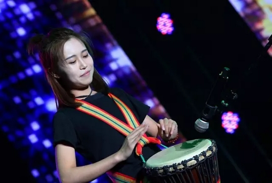 手鼓表演:豐嶼 手鼓表演:豐嶼