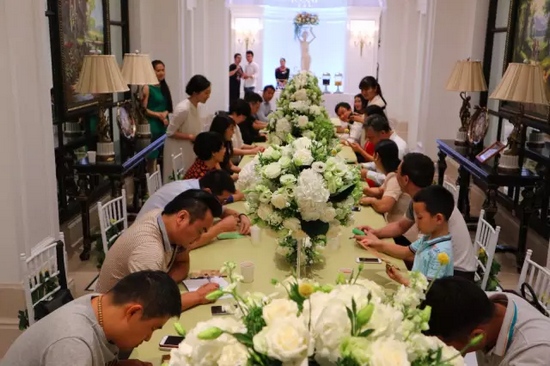 各位“小綠人”也把自己企業的問題通過卡片的形式，向劉東曉博士請教。