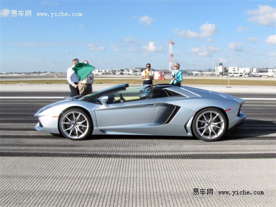 蘭博基尼Aventador敞篷版 蘭博基尼Aventador敞篷版