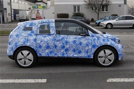 寶馬i3量產版內飾諜照