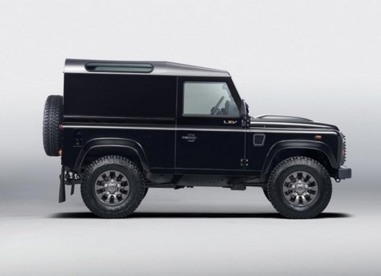 路虎衛士LXV紀念版官圖