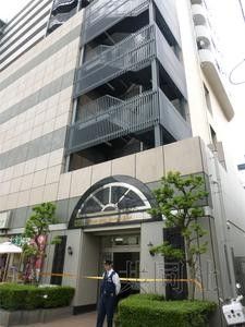 5月27日，埼玉縣蕨市一公寓樓發生疑似強迫殉情案，一名日本人男性和一名中國籍女性死亡。