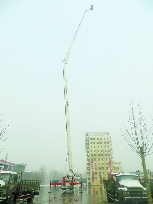 消防“擎天柱”省會入役 消防“擎天柱”省會入役