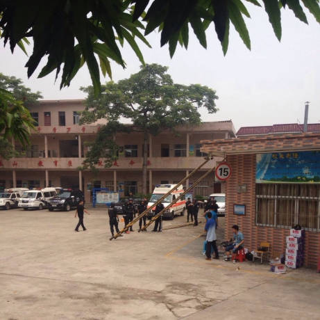 廣東一學(xué)校發(fā)生劫持事件 僵持19小時