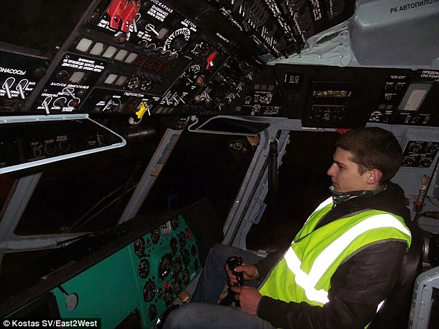 俄羅斯青年夜?jié)摍C場 進出跑道無人發(fā)現 俄羅斯青年夜?jié)摍C場 進出跑道無人發(fā)現