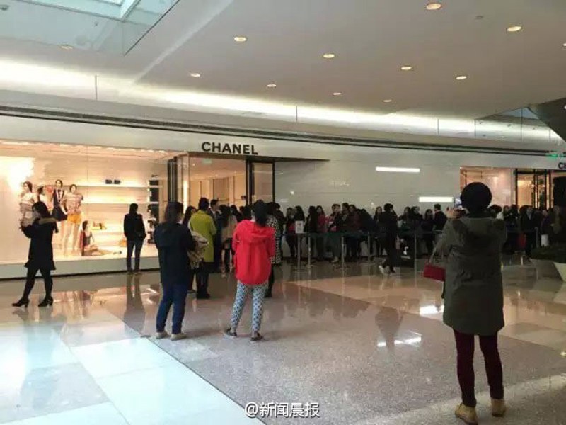 奢侈品牌中國區降價引發搶購