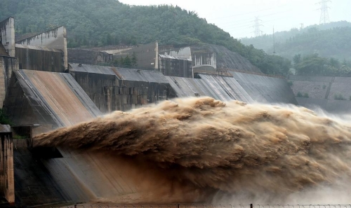 黃河小浪底調水調沙 場面震撼