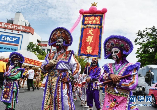 泰國舉行巡游慶典紀念中泰建交40周年