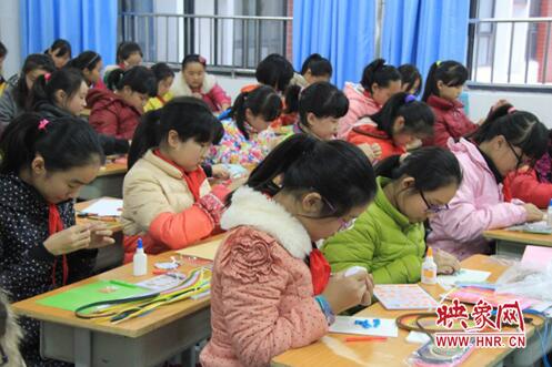 精心制作衍紙藝術