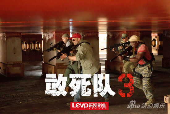 槍戰(zhàn)和團(tuán)隊?wèi)?zhàn)戲份