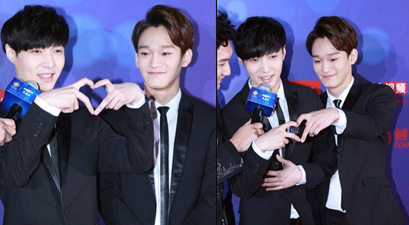 EXO成員張藝興和金鐘大作為代表上臺領獎，最受歡迎組合獎也是實至名歸。