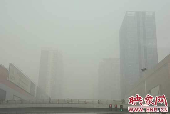 “霧霾”，應該是2013年人們最不能忘記的詞語