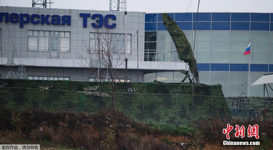 當?shù)貢r間1月29日，俄羅斯索契，2014年索契冬奧會，俄羅斯軍方在奧林匹克公園周邊部署放空導彈系統(tǒng)。