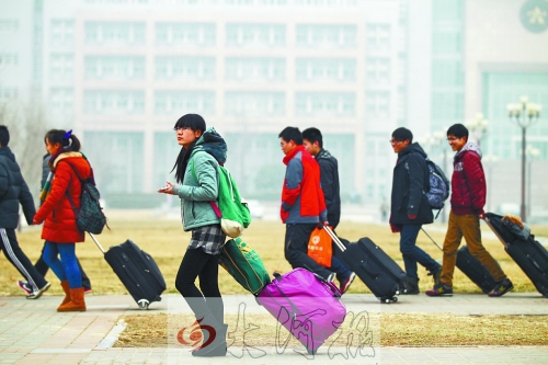 這不是拉桿箱的秀臺，這是行李的改頭換代，今天，你“拉桿箱”了嗎？