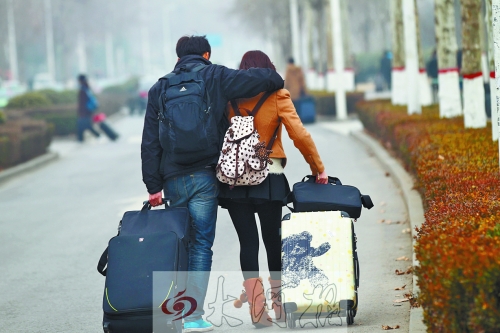 迫不及待地渴盼開學、想念學校，很大程度是因為身邊又有了你的身影相伴。