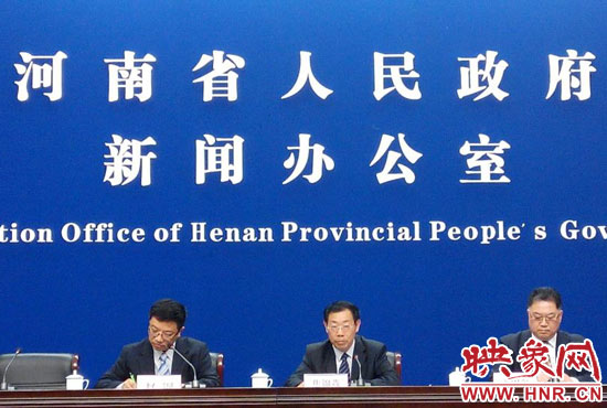 據了解,本屆投洽會共邀請到境內外客商6119名,其中境外1646名,境內4473名。 據了解,本屆投洽會共邀請到境內外客商6119名,其中境外1646名,境內4473名。