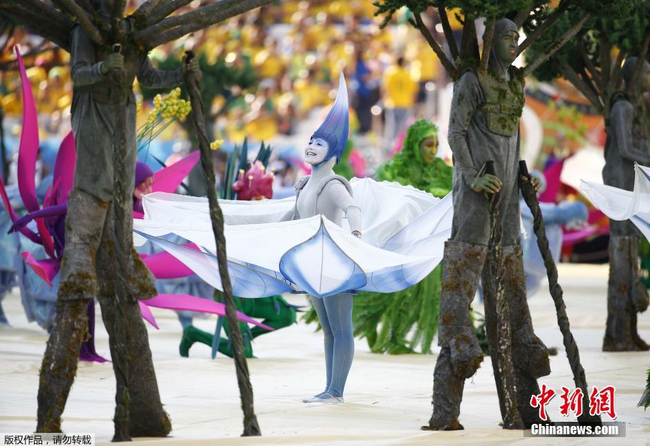 北京時間6月13日凌晨2時，巴西世界杯正式拉開帷幕。