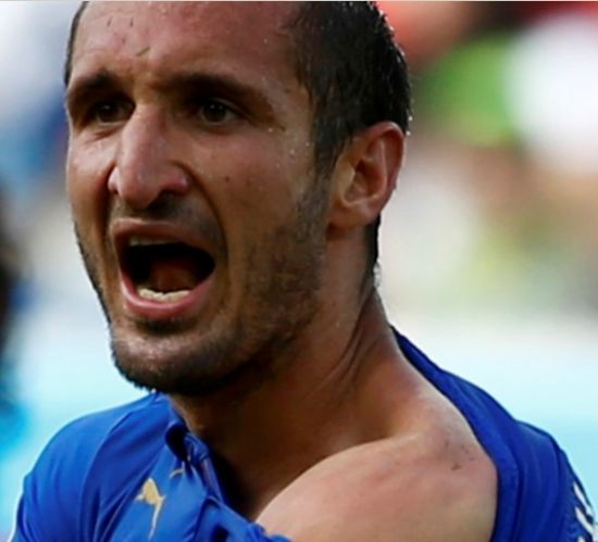 基耶利尼亮牙印 基耶利尼亮牙印