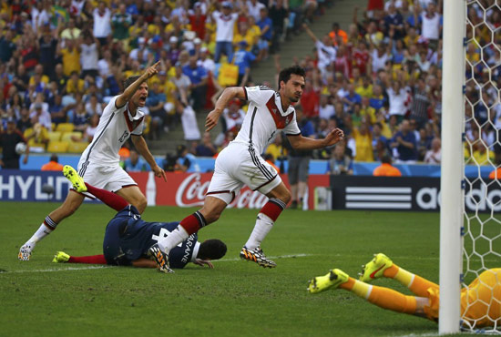 德國鐵衛(wèi)絕殺法國 連續(xù)四屆殺入4強(qiáng) 德國鐵衛(wèi)絕殺法國 連續(xù)四屆殺入4強(qiáng)