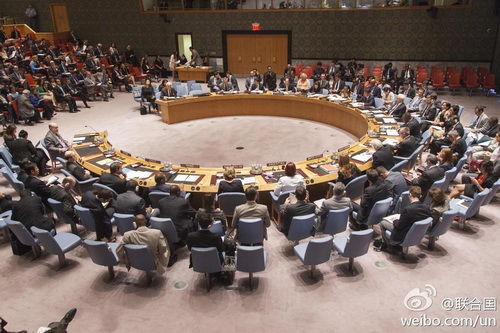 北京時間22日凌晨,聯(lián)合國安理會就澳大利亞提交的一份有關(guān)馬航墜機事件的決議草案進(jìn)行表決。