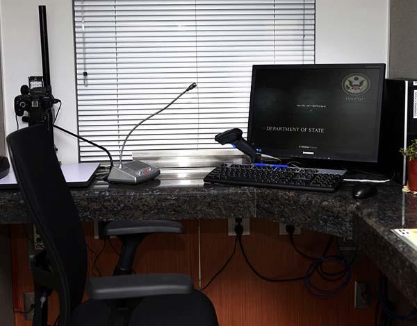 美國簽證系統崩潰耽誤全球赴美旅客