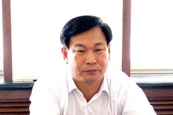 天津市燃?xì)饧瘓F(tuán)有限公司原黨委書記、董事長(zhǎng)金建平。東方IC 資料