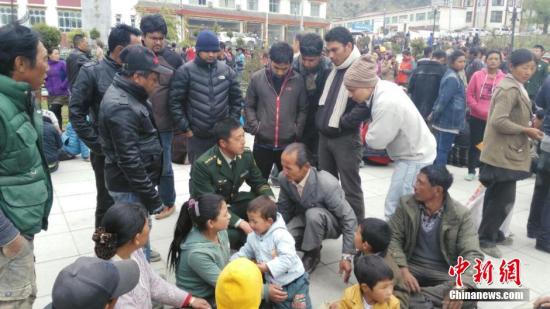 圖為西藏日喀則市吉隆縣吉隆鎮(zhèn)現(xiàn)場(chǎng)。 李國偉 攝