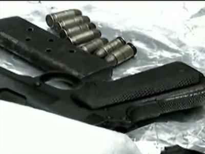 實拍公安部A級攜槍逃犯落網 實拍公安部A級攜槍逃犯落網