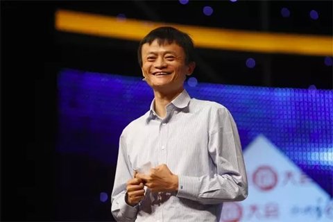 2011年8月17日,阿里巴巴集團宣布,將提供30億元無息貸款,幫助員工解決首次置業問題,每人最高可申請30萬元。此外,阿里巴巴還將投入5億元設教育基金,通過和教育機構共同辦學、與現有學校合作,解決員工子女入園、上學問題;向基層員工發放一次性的物價、子女教育補貼,預計總額超過4000萬元。