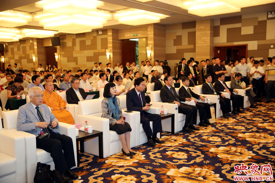 重要嘉賓、著名學者云集嵩山論壇。