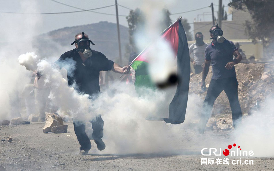 巴勒斯坦示威者與以色列軍方發生沖突