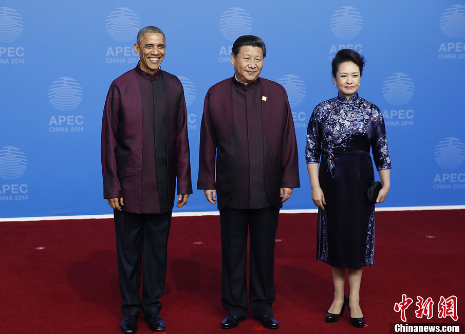 圖為習(xí)近平夫婦歡迎美國(guó)總統(tǒng)奧巴馬。中新社發(fā) 杜洋 攝