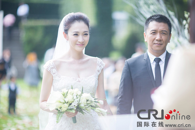 李小冉比利時辦婚禮 朱丹、鐘欣潼、應采兒做伴娘