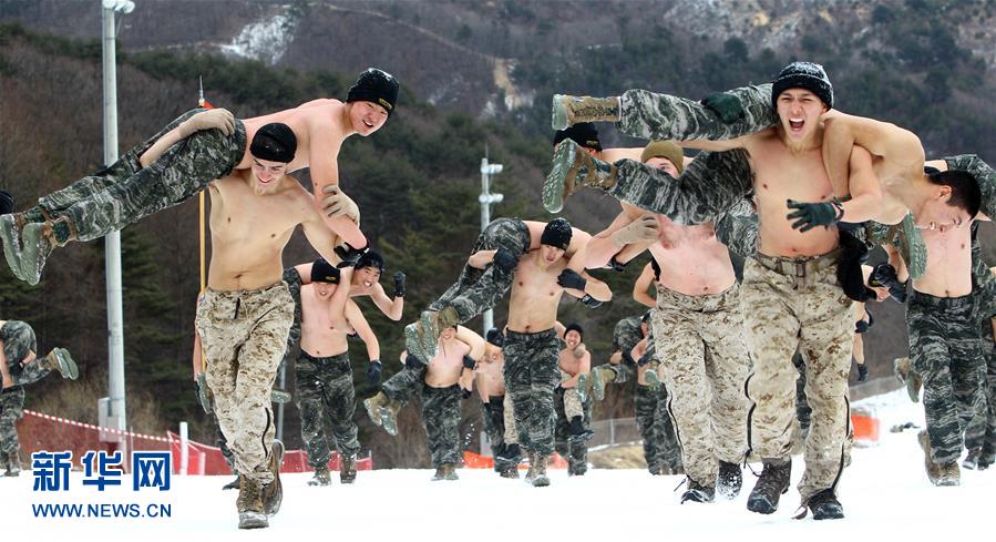 韓美舉行極寒雪地聯合訓練(高清組圖) 韓美舉行極寒雪地聯合訓練(高清組圖)