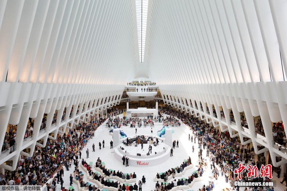 宛如白鴿浴火重生 紐約新世貿中心原址開業