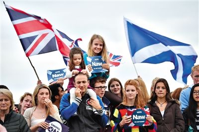 最新民意調(diào)查結(jié)果顯示,反獨(dú)陣營(yíng)的支持率繼續(xù)領(lǐng)先。 最新民意調(diào)查結(jié)果顯示,反獨(dú)陣營(yíng)的支持率繼續(xù)領(lǐng)先。