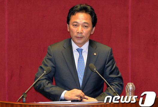 韓國大學教授拿學生做活體實驗長達10年