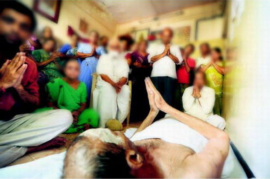 揭秘印度古老耆那教禁食儀式 每年數百信徒餓死(組圖)