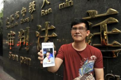 5月20日，成都市中級人民法院，駱先生再次將前女友告上法庭。