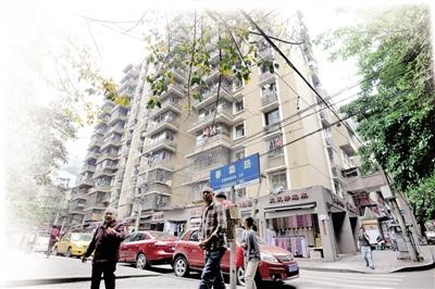 千萬富翁被天降煙灰缸砸成弱智 賠償12年未執行