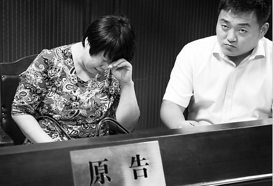 初中生沒替寫作業遭4人圍毆 母親將學校告上法庭