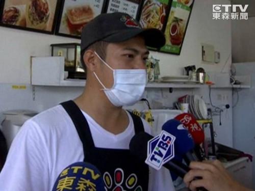 老板表示，妻子的主治醫師也說過，確實有“驚嚇導致流產”的案例。