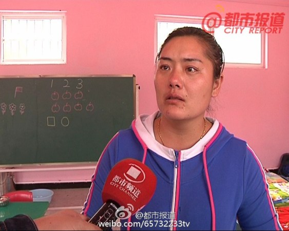 當事老師接受采訪時表示很委屈。