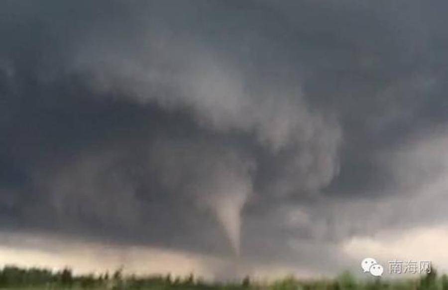 海南文昌突發龍卷風 已致1人死亡9人受傷