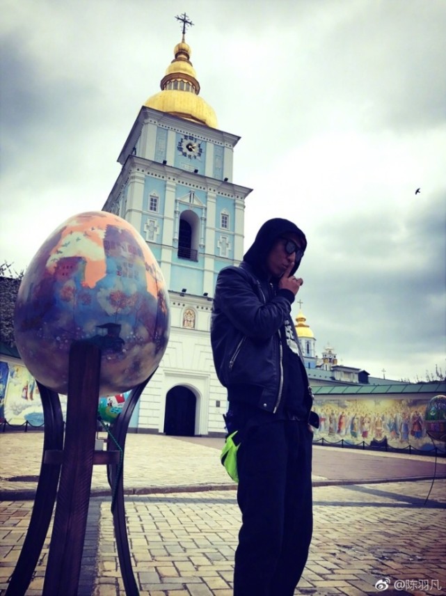 陳羽凡疑似回應白百何出軌：蛋疼的回家過節吧