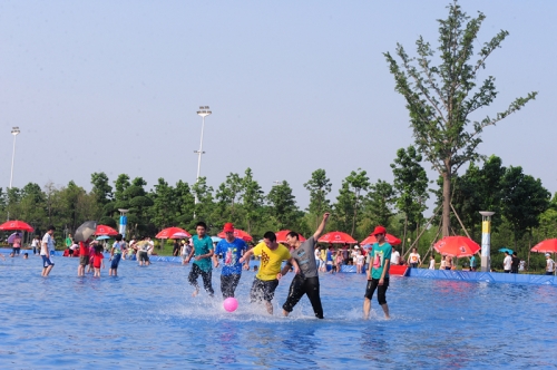 2014鄭州綠博園第二屆綠博之夜即將開幕 2014鄭州綠博園第二屆綠博之夜即將開幕