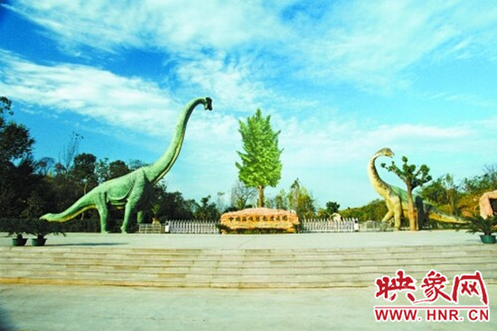 美不勝收 爬山、游園、賞奇觀（組圖）