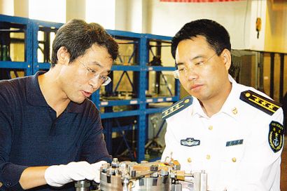 中國海軍大量新裝備列裝 部分武器試驗細節曝光