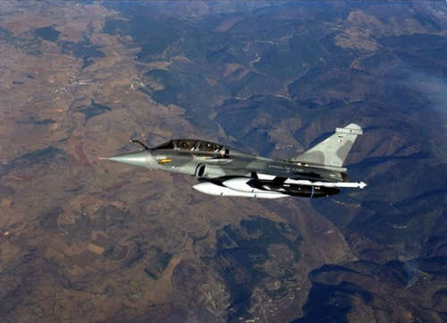 印度決定采購法國“陣風”戰斗機成為英印“撕破臉”的導火索。