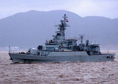 中國反艦導彈的發射,根本不需要所謂的“火控雷達照射”,而且3公里距離也明顯小于反艦導彈最小允許發射距離。(資料圖) 中國反艦導彈的發射,根本不需要所謂的“火控雷達照射”,而且3公里距離也明顯小于反艦導彈最小允許發射距離。(資料圖)